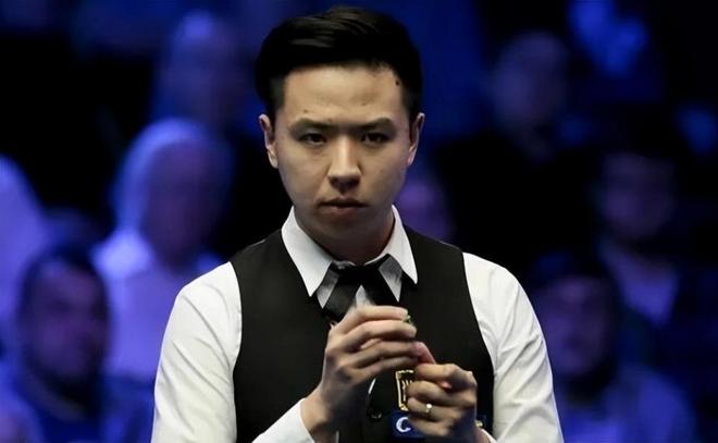 拜仁vs弗赖堡：奥利塞、比朔夫首发，基米希、伊藤洋辉替补